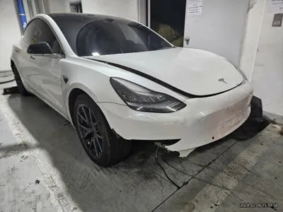 2020 Tesla Model 3 VIN: