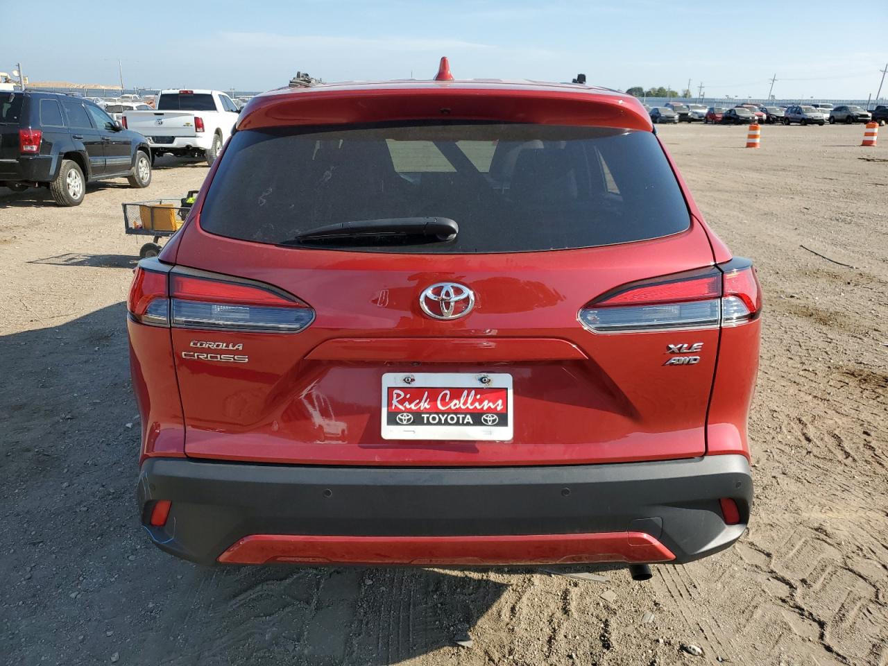 2023 TOYOTA COROLLA CROSS XLE VIN:7MUDAABG5PV051425