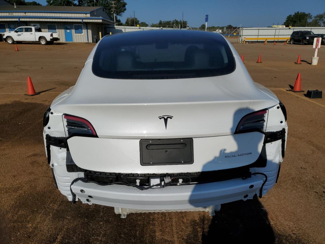 2023 TESLA MODEL 3  VIN:5YJ3E1EB5PF621339