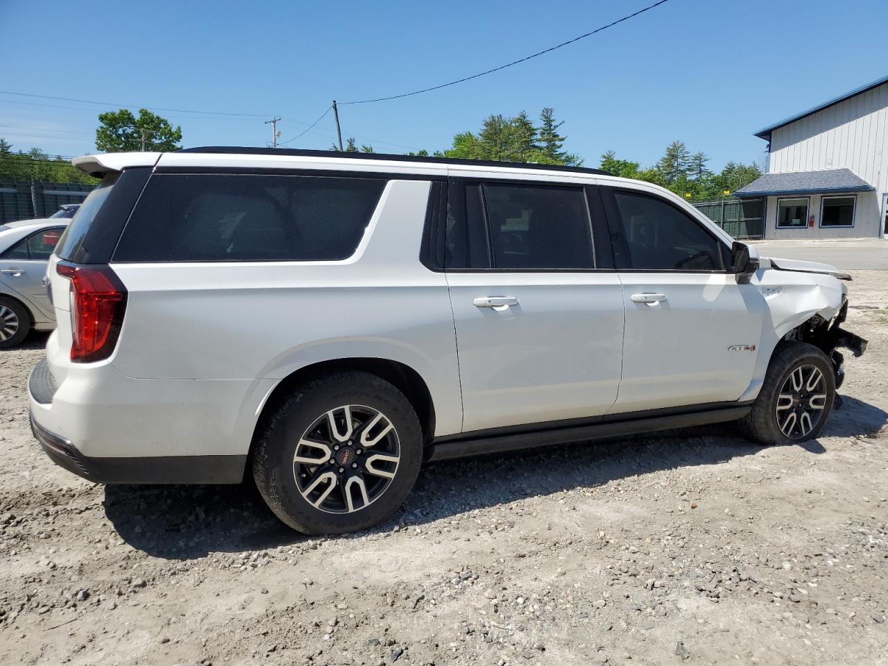 2023 GMC YUKON XL K1500 AT4 VIN:1GKS2HKD1PR132549