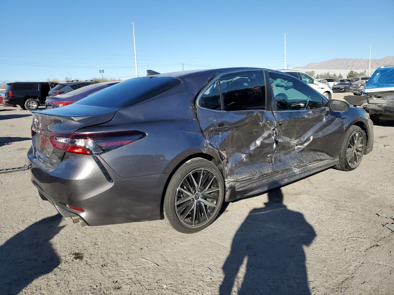 2024 TOYOTA CAMRY SE NIGHT SHADE VIN:4T1G11AK6RU238602