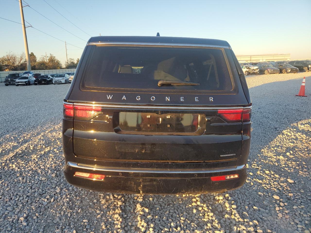 2024 JEEP WAGONEER L SERIES II VIN:1C4SJSBP2RS152536