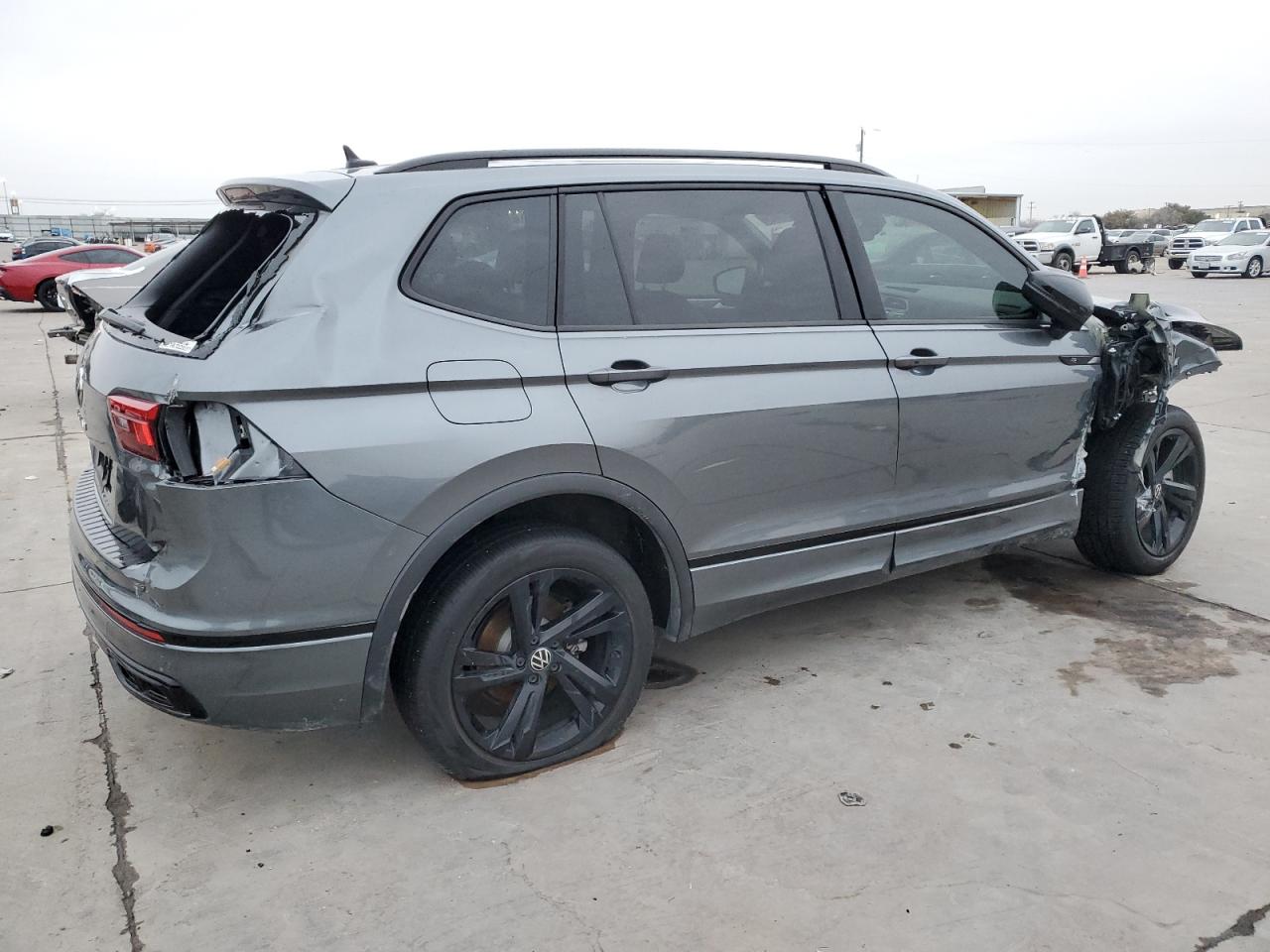 2023 VOLKSWAGEN TIGUAN SE R-LINE BLACK VIN:3VVCB7AX6PM013498