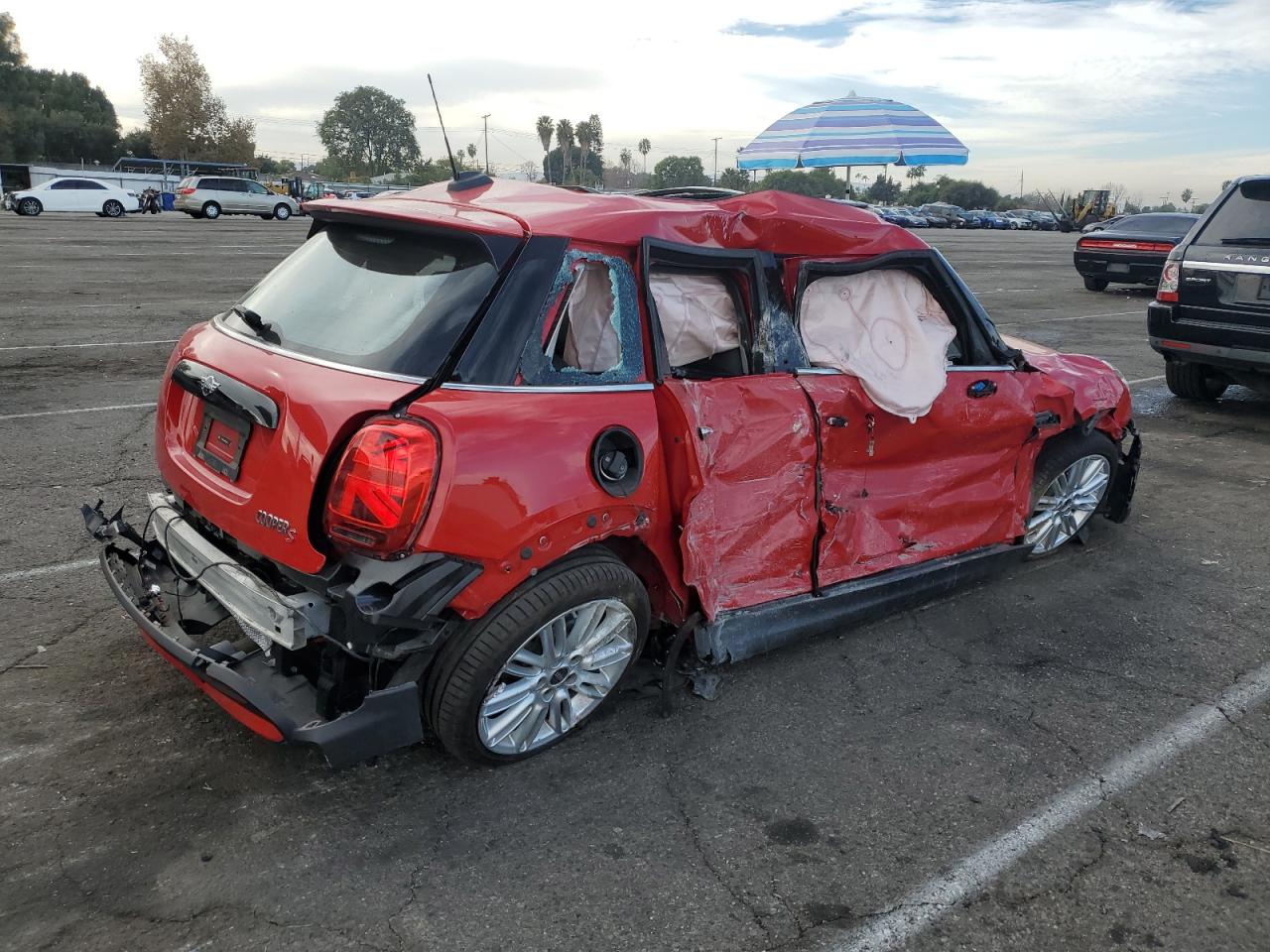 2024 MINI COOPER S VIN:WMW53DK0XR2V31528
