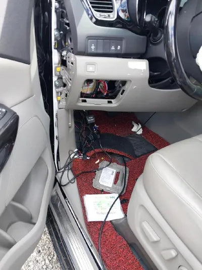 2015 Kia Carnival VIN: