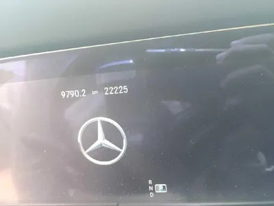 2022 Mercedes-Benz E 220 VIN:
