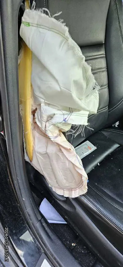 2016 Toyota Camry 231KM4T1BD1FK6GU1 VIN:231KM4T1BD1FK6GU1