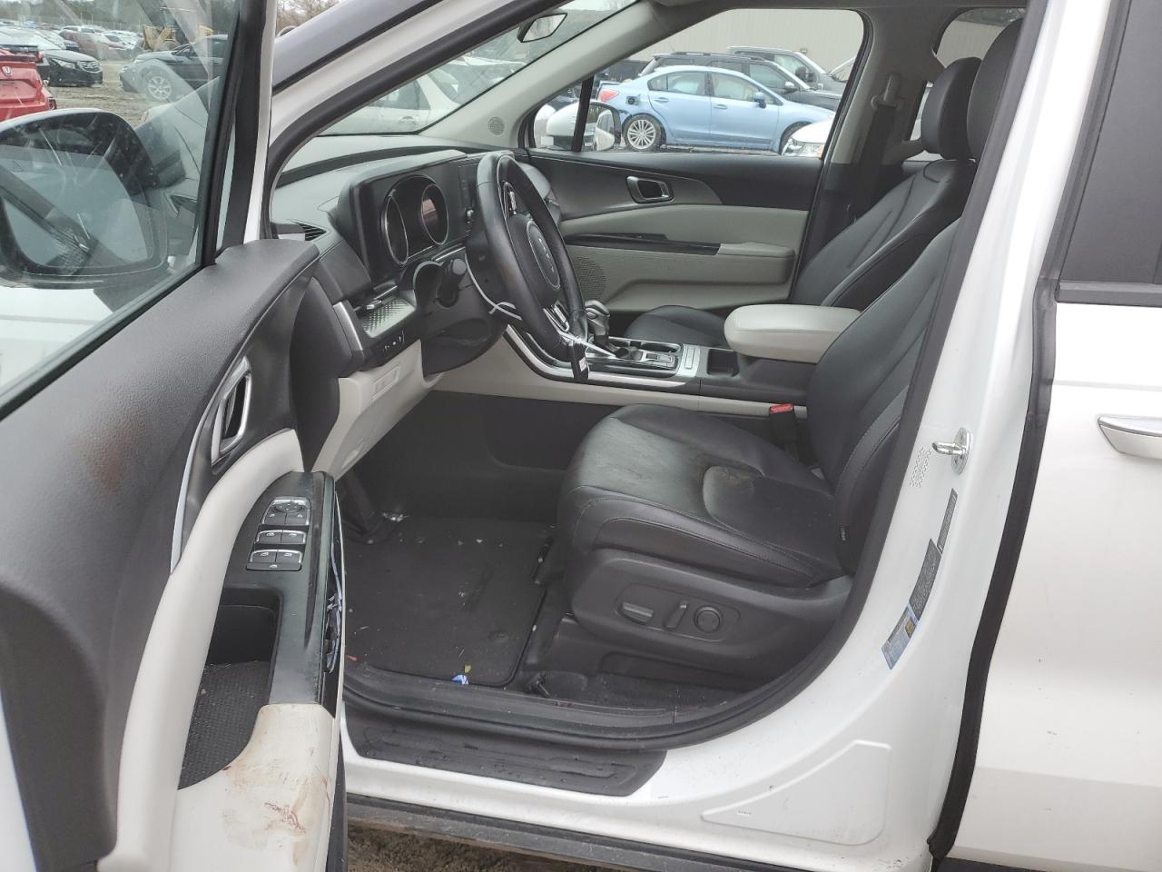 2022 KIA CARNIVAL LX VIN:KNDNB4H34N6131913