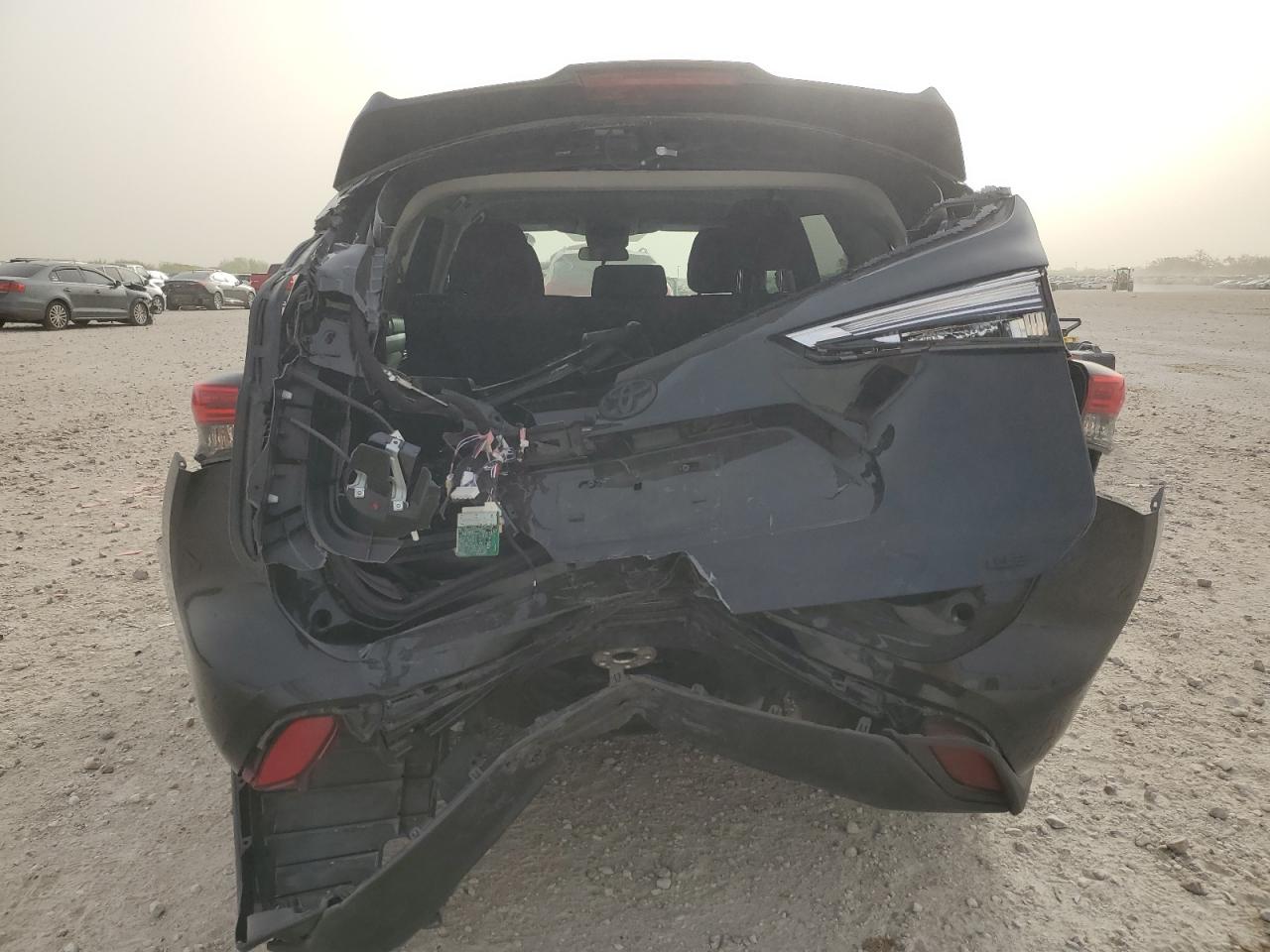 2022 TOYOTA HIGHLANDER L VIN:5TDZZRAH3NS109790