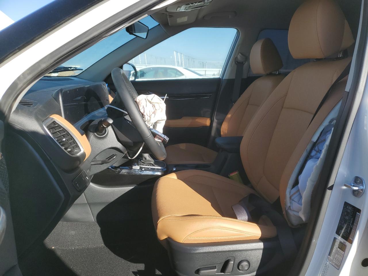 2024 KIA SELTOS EX VIN:KNDER2AA4R7663395
