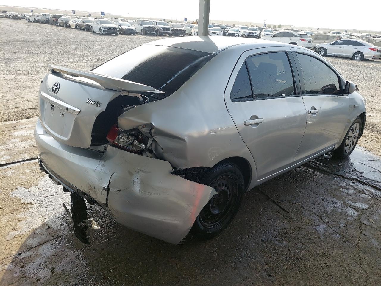 2008 TOYOTA YARIS VIN:JTDBW923084******