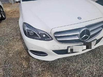 2015 Mercedes-Benz E 250 WDDHF9HB4GB273085 VIN:WDDHF9HB4GB273085