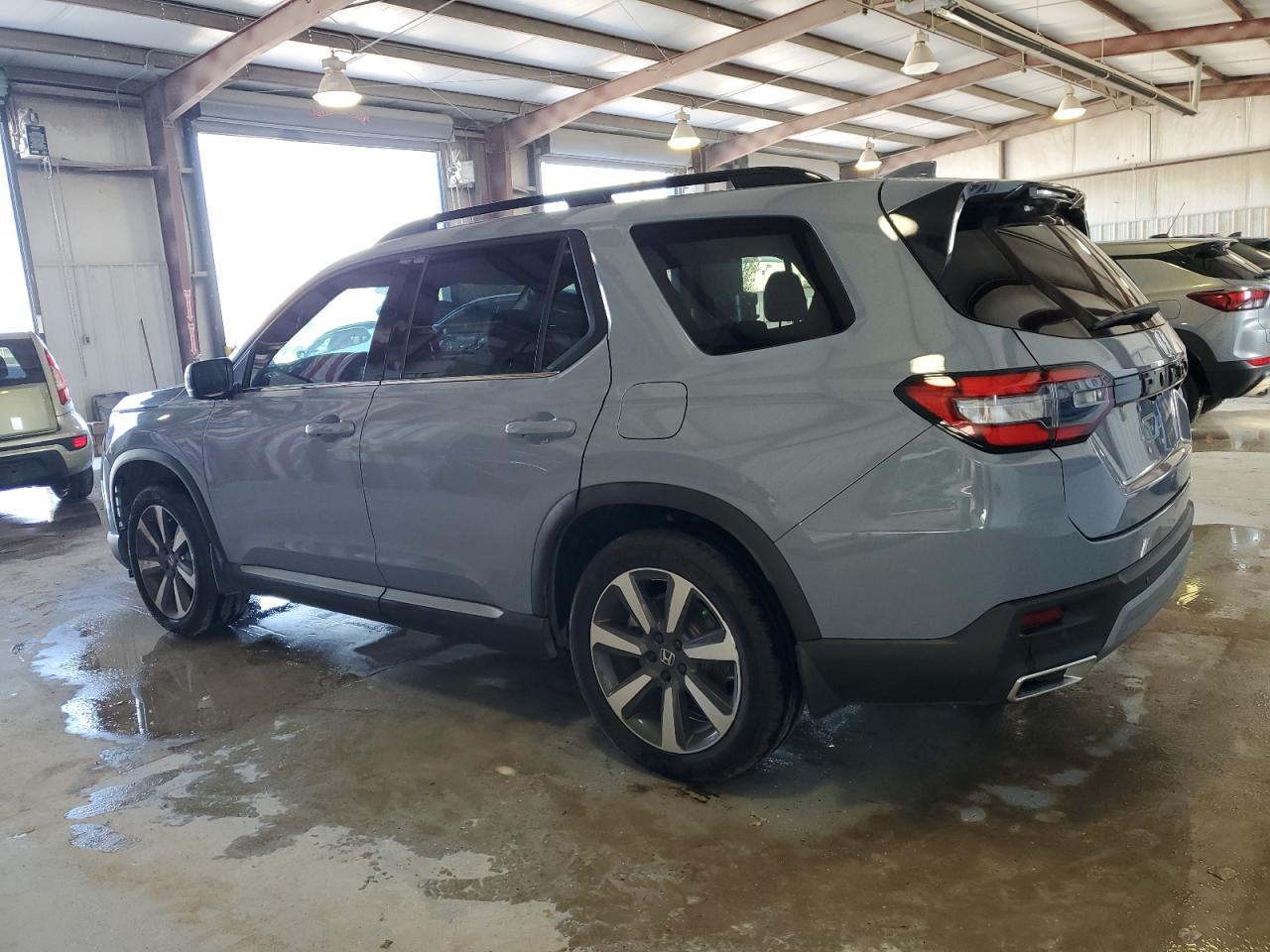 2024 HONDA PILOT TOURING VIN:5FNYG2H70RB010201