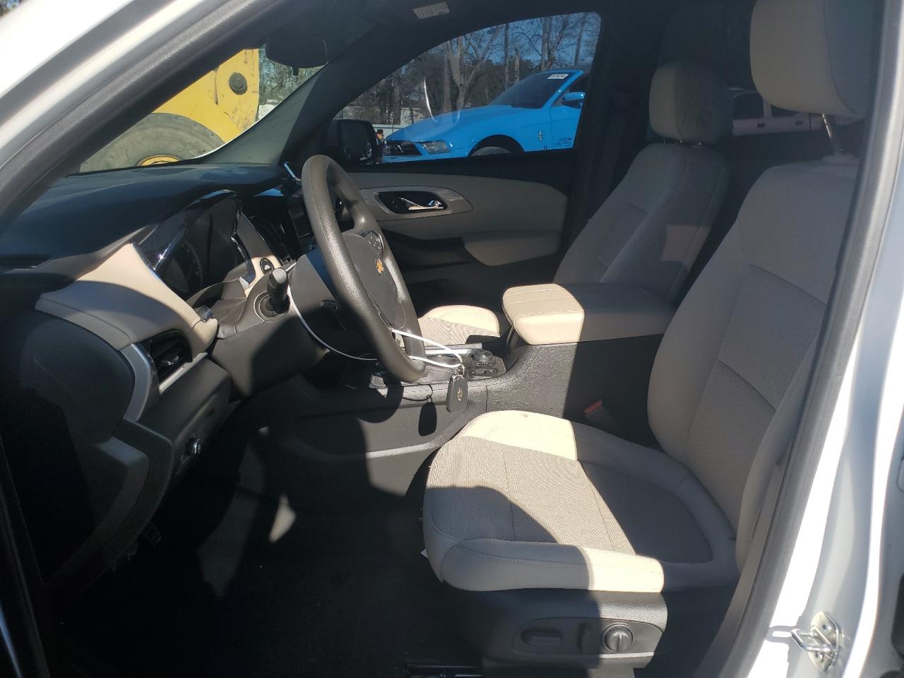 2023 CHEVROLET TRAVERSE LS VIN:1GNEVLKW8PJ238474