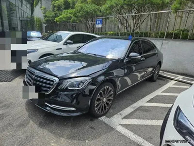 2020 Mercedes-Benz S 560 VIN: