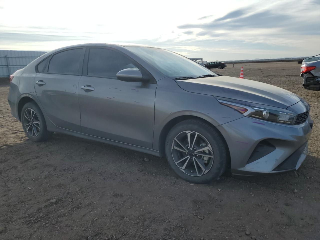 2022 KIA FORTE FE VIN:3KPF24AD5NE502241