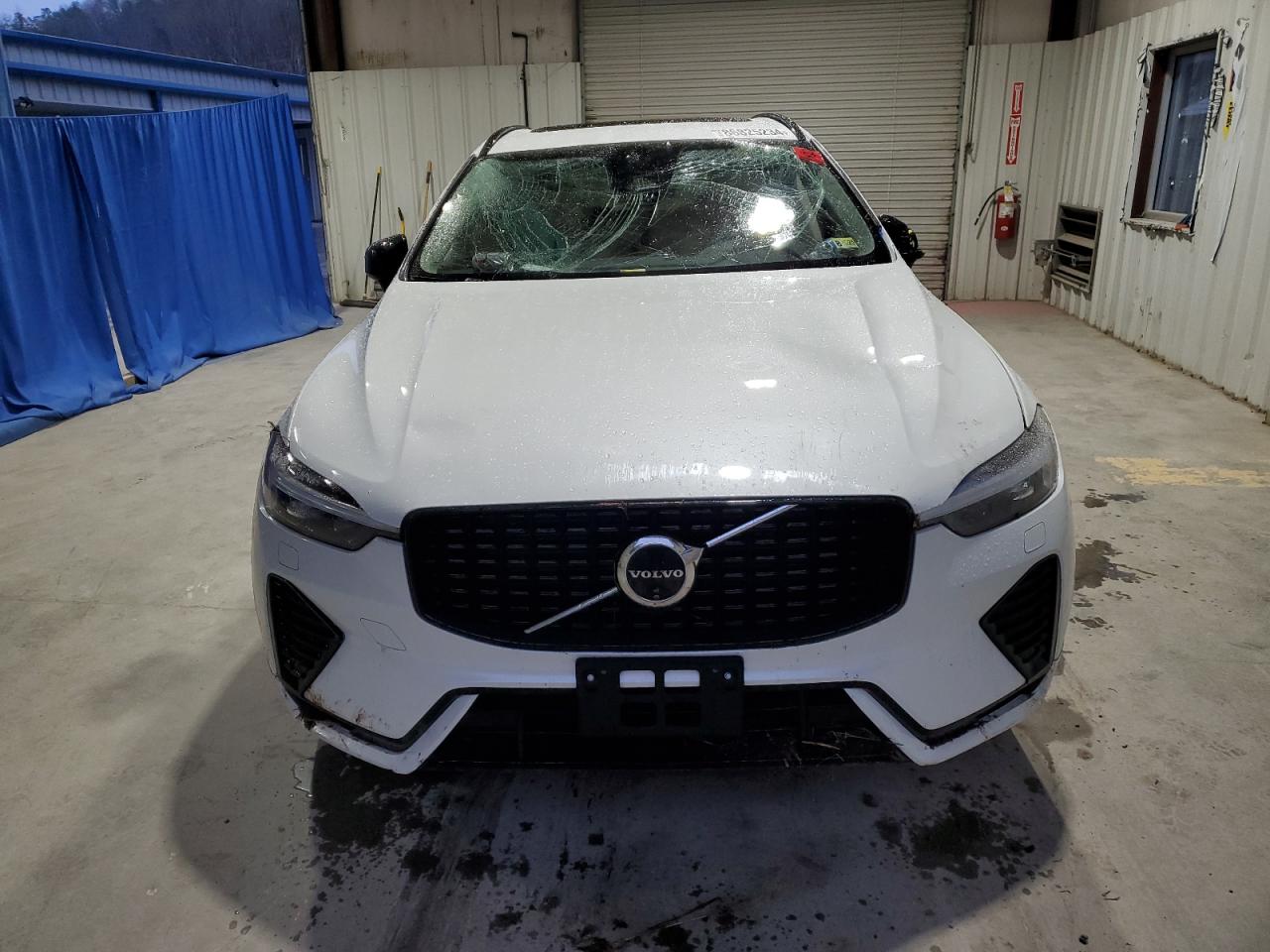 2024 VOLVO XC60 PLUS VIN:YV4L12RL7R1750616
