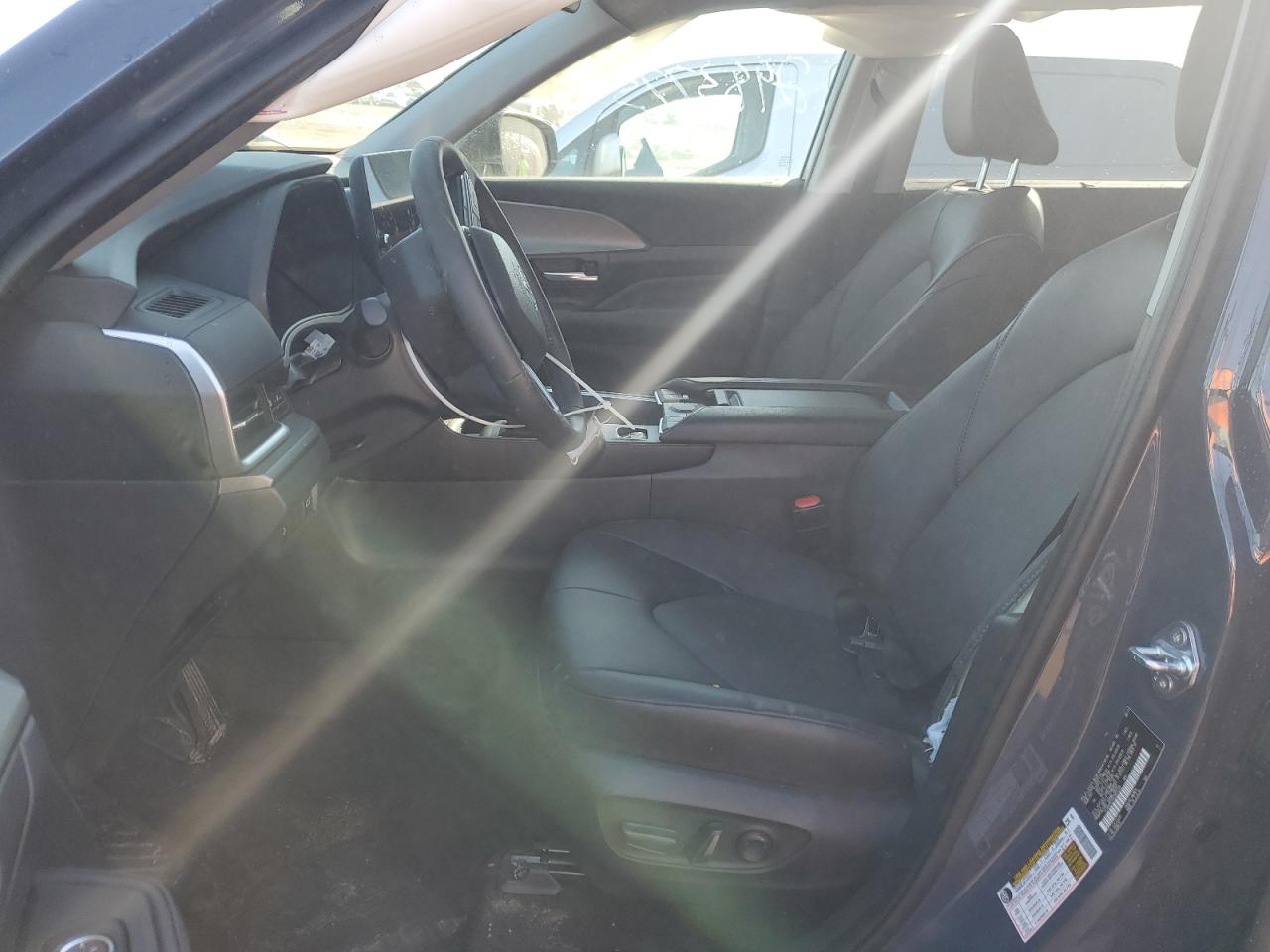 2024 TOYOTA GRAND HIGHLANDER XLE VIN:5TDAAAB55RS063220