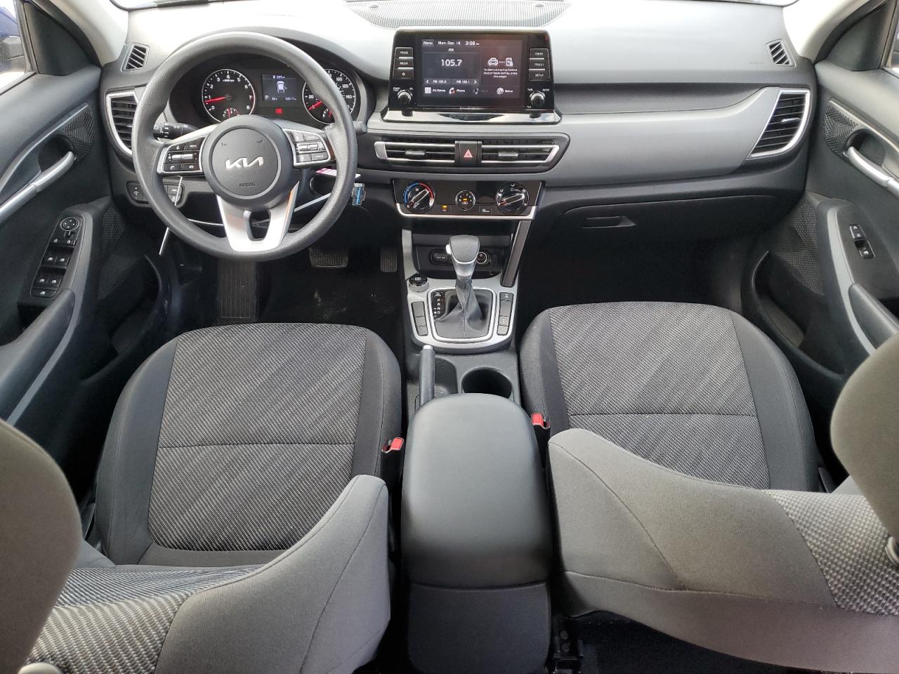 2023 KIA SELTOS LX VIN:KNDEPCAA2P7369678