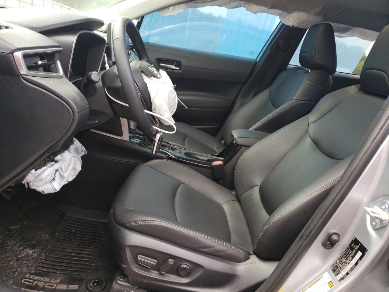 2022 TOYOTA COROLLA CROSS XLE VIN:7MUDAAAG4NV009309