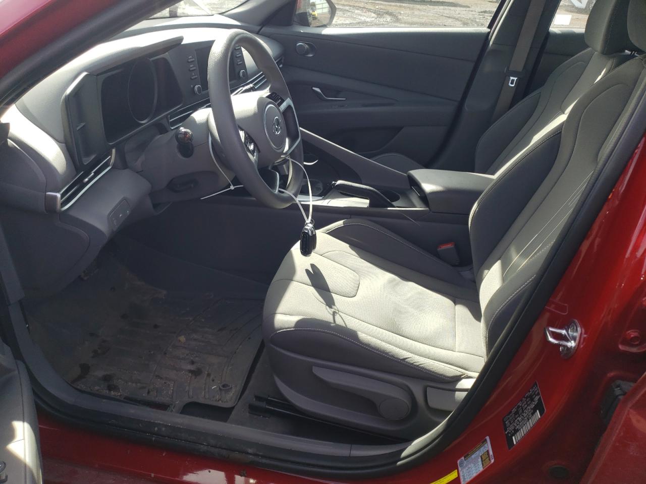 2022 HYUNDAI ELANTRA SEL VIN:KMHLM4AG1NU375816