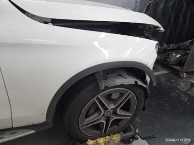 2023 Mercedes-Benz GLC 300 VIN: