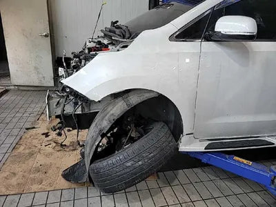 2017 Kia Carnival KNAME81ABHS325129 VIN:KNAME81ABHS325129