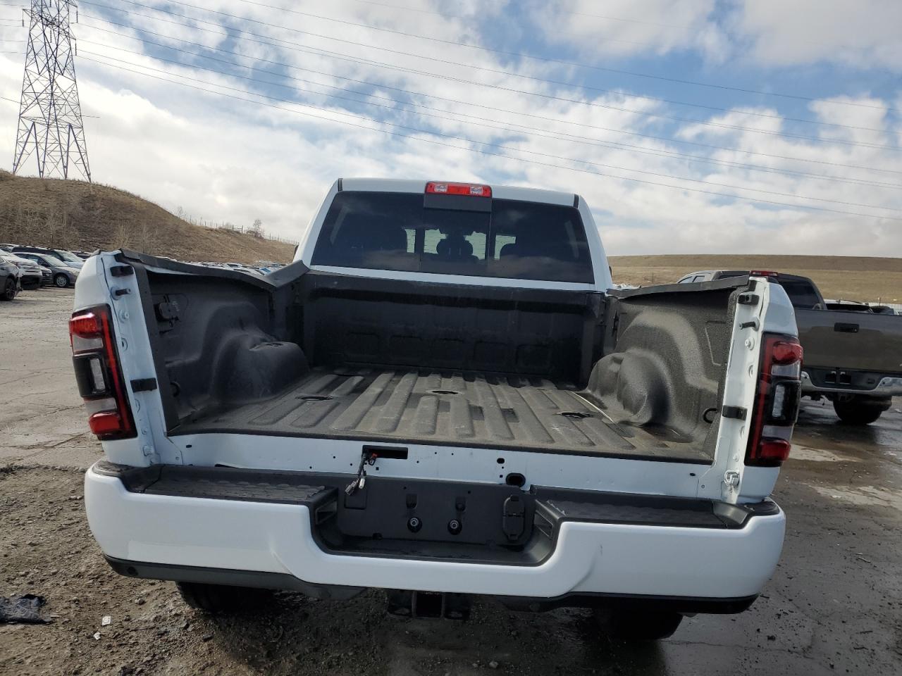 2024 RAM 2500 BIG HORN VIN:3C6UR5DLXRG317129