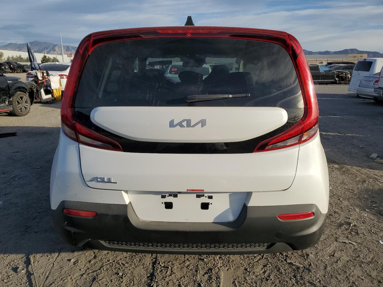 2022 KIA SOUL LX VIN:KNDJ23AU8N7824456