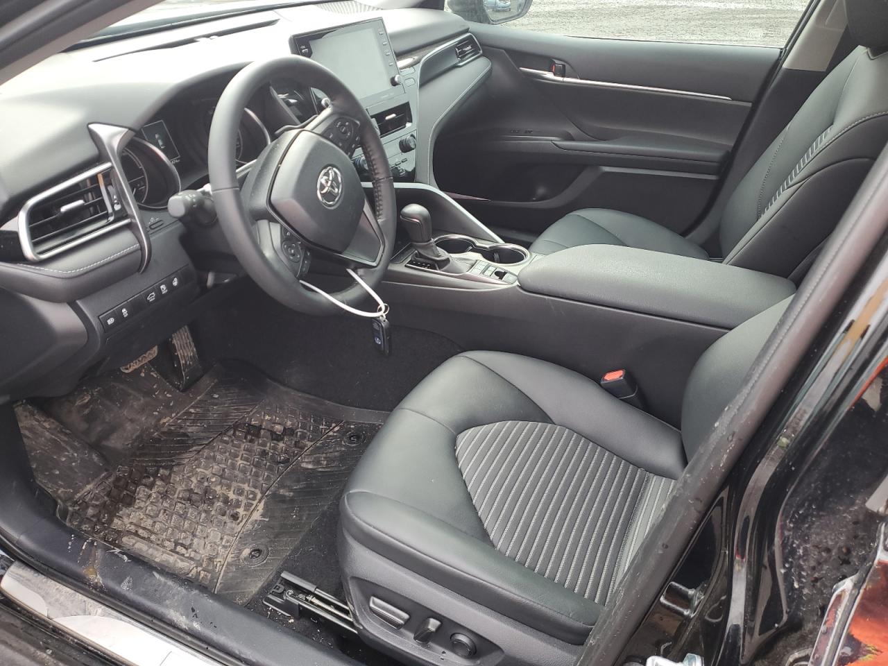 2024 TOYOTA CAMRY XLE VIN:4T1B21HKXRU021034