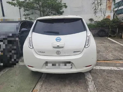 2015 Nissan Leaf VIN: