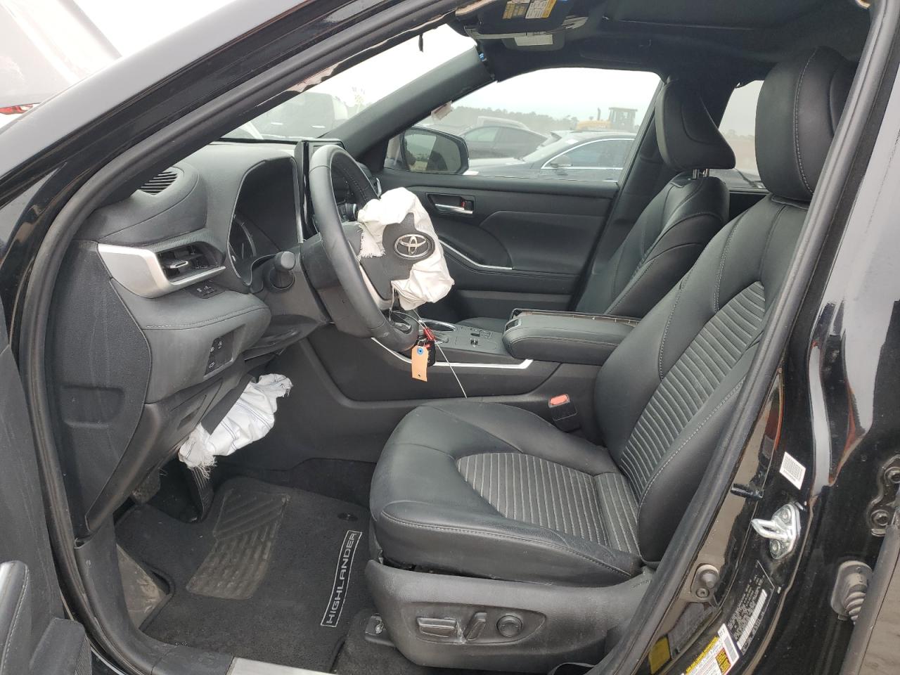 2024 TOYOTA HIGHLANDER LE VIN:5TDKDRAH4RS529886