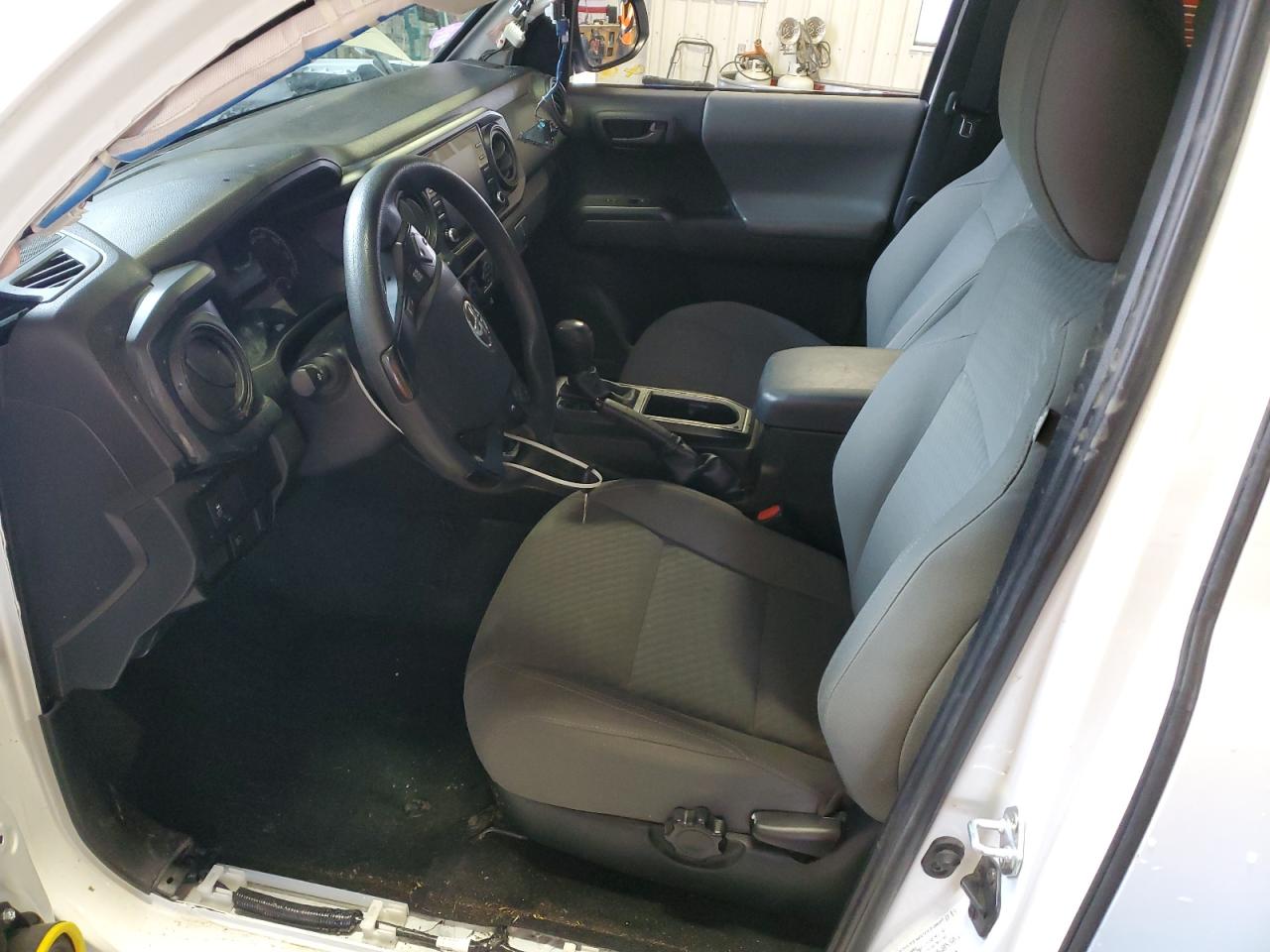 2022 TOYOTA TACOMA ACCESS CAB VIN:3TYRX5GN1NT49220