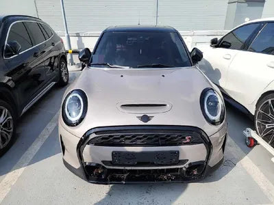 2021 MINI Cooper VIN: