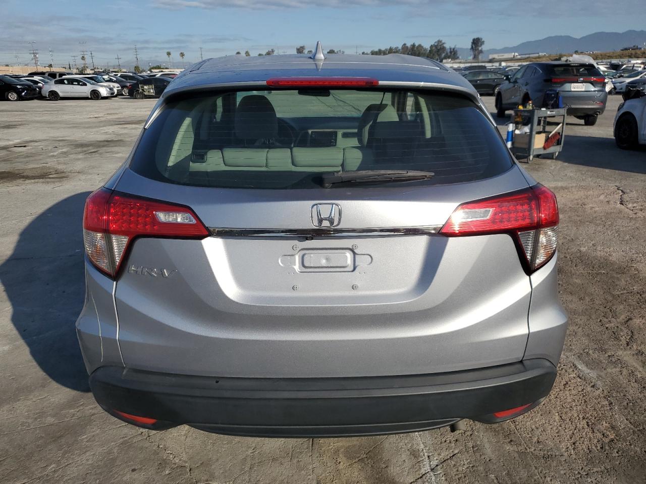 2022 HONDA HR-V LX VIN:3CZRU5H37NM704508