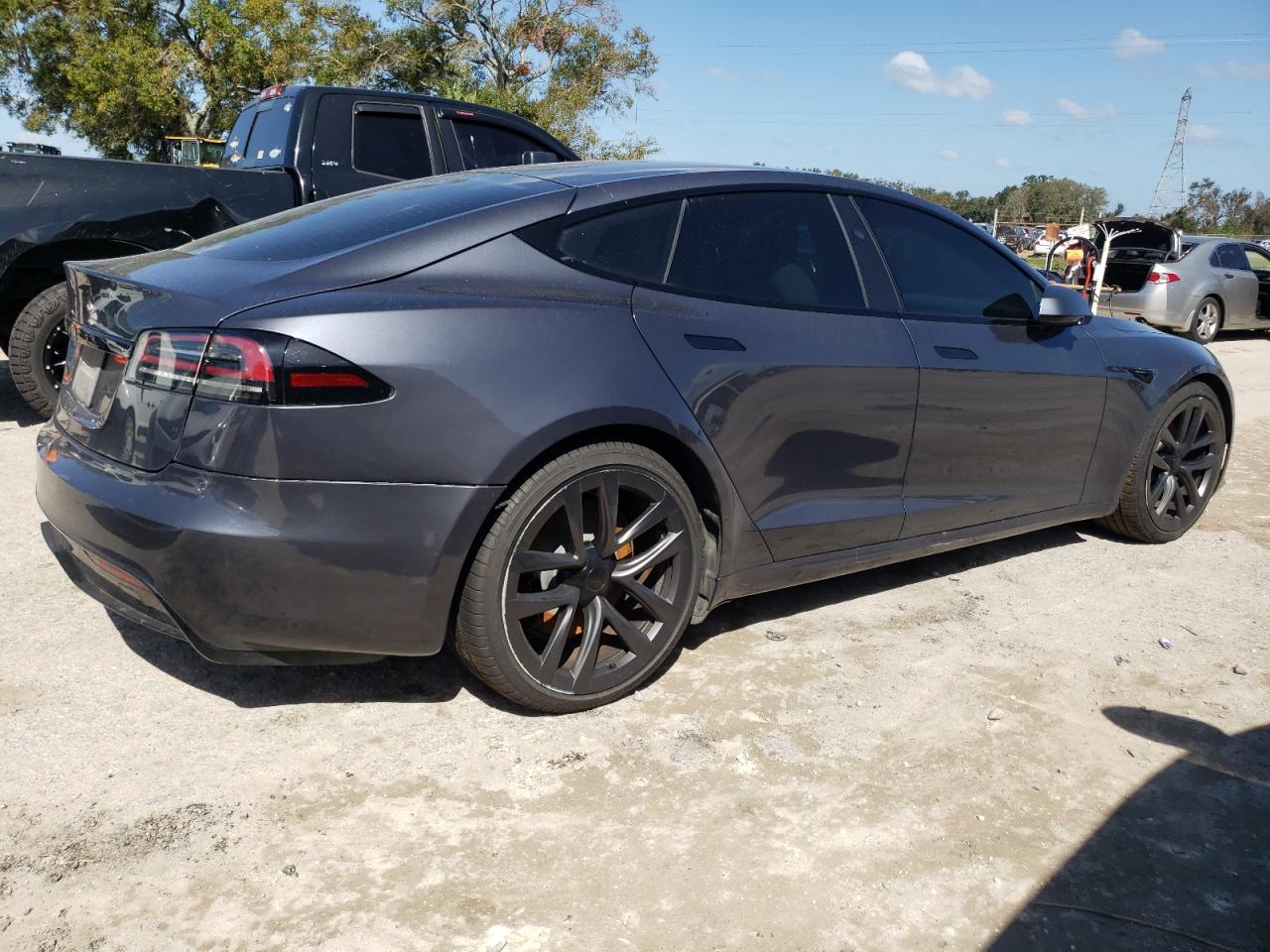 2023 TESLA MODEL S  VIN:5YJSA1E5XPF512330