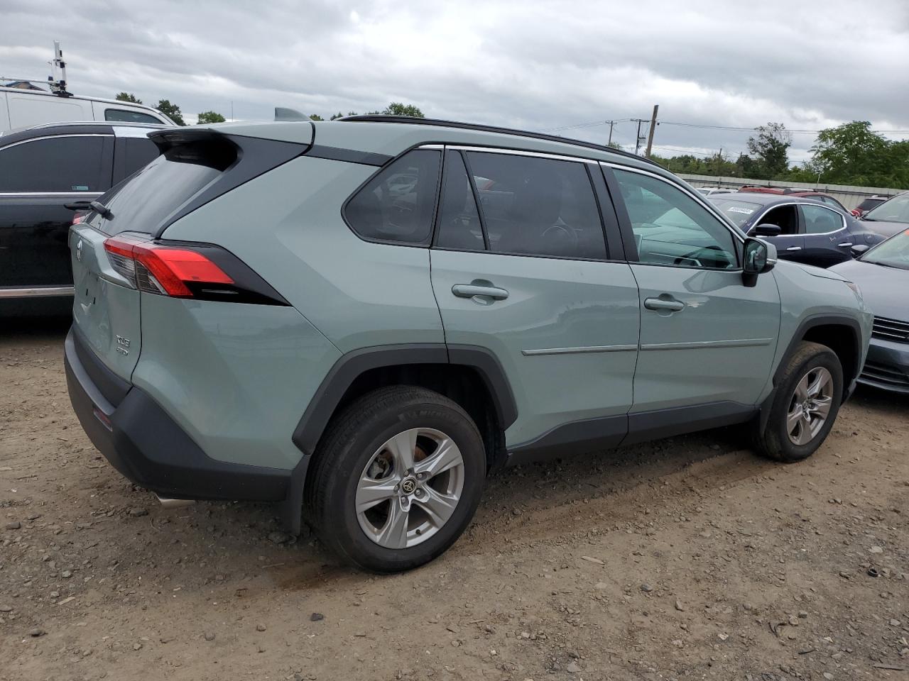 2023 TOYOTA RAV4 XLE VIN:2T3P1RFV9PW354902