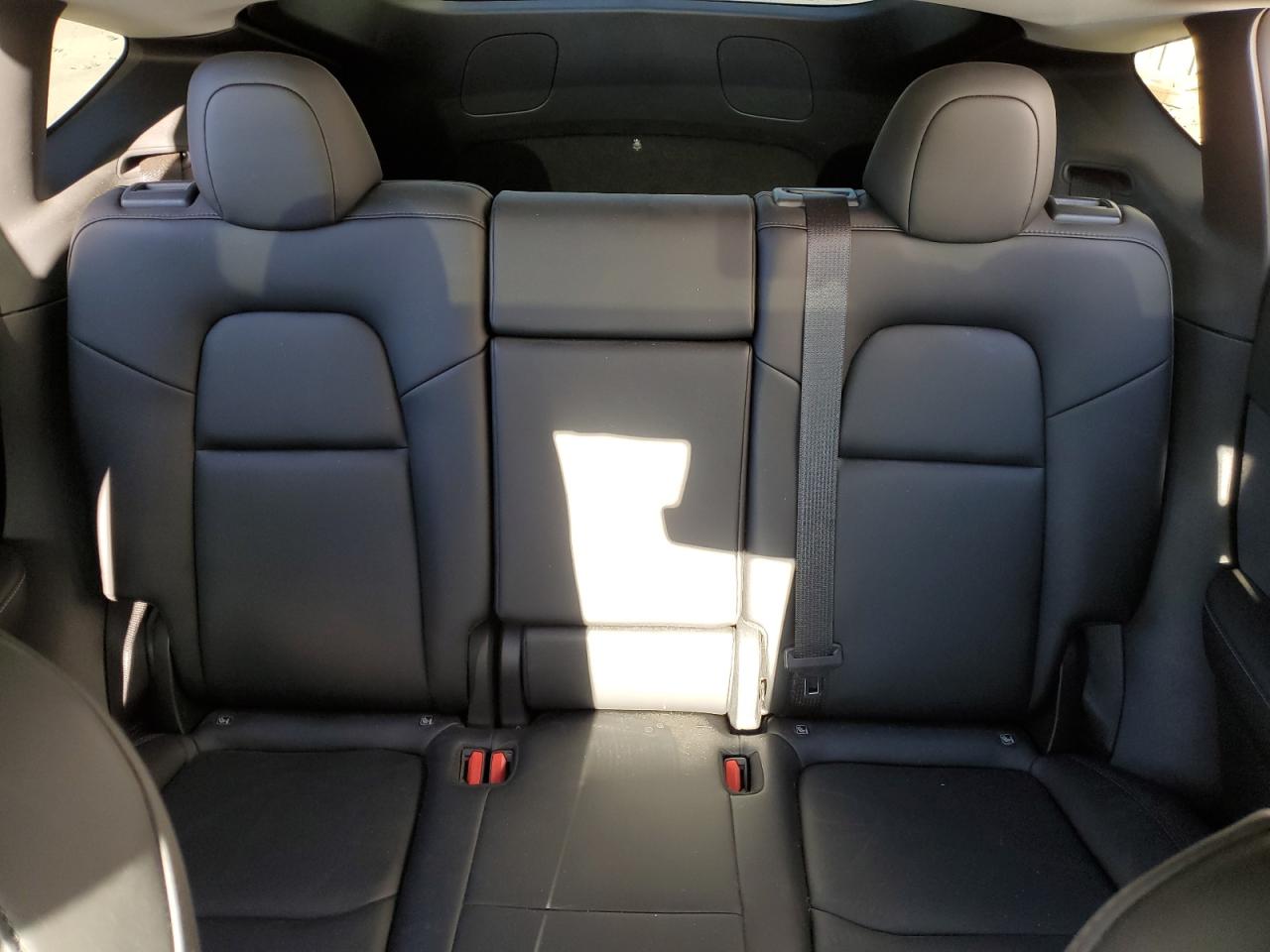 2022 TESLA MODEL Y  VIN:7SAYGDEE5NF384606