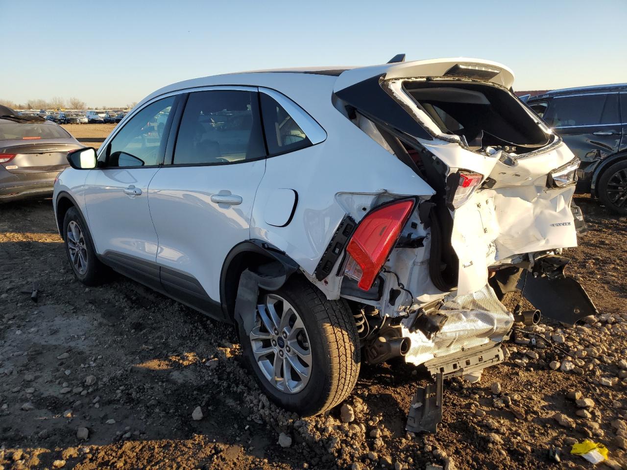 2022 FORD ESCAPE SE VIN:1FMCU9G63NUB53760