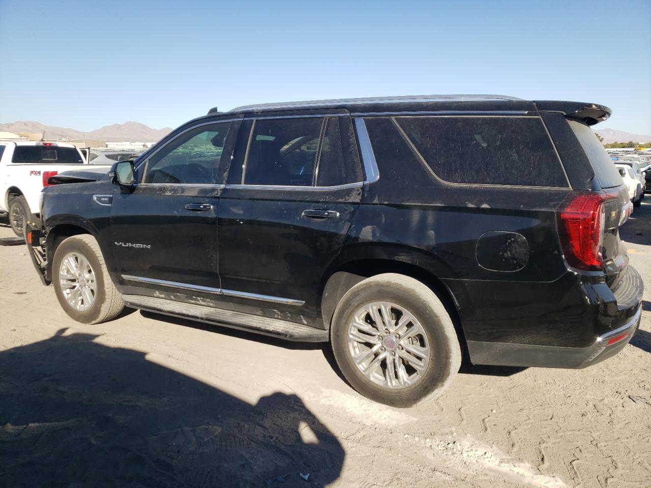 2022 GMC YUKON SLT VIN:1GKS2BKD5NR356479