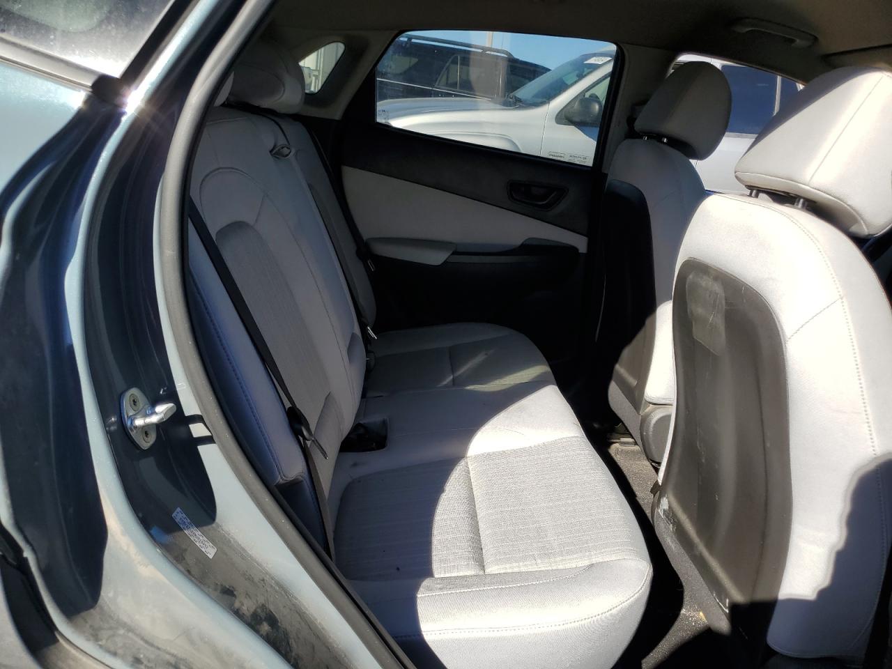 2022 HYUNDAI KONA SEL VIN:KM8K62AB0NU819492