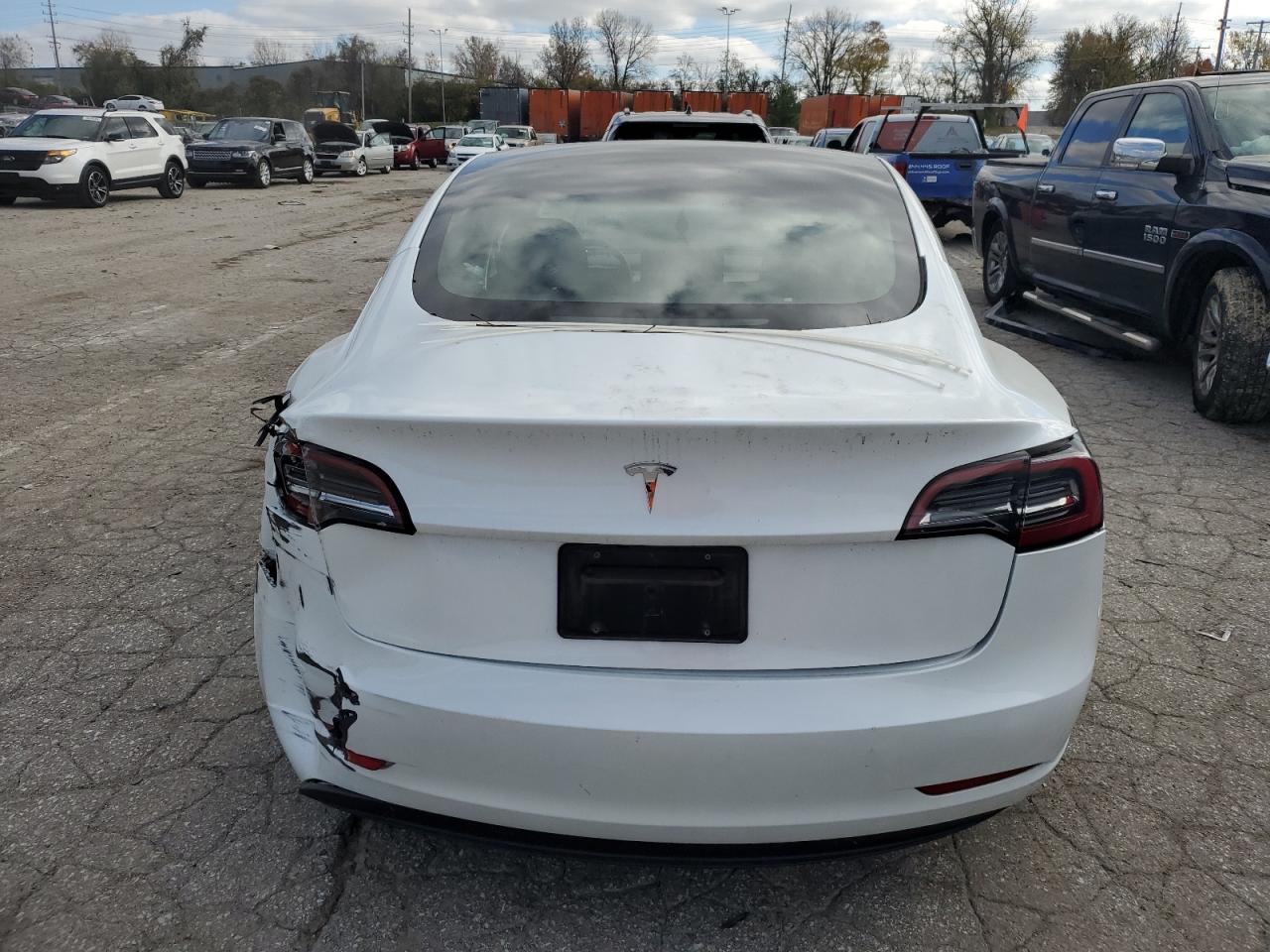 2023 TESLA MODEL 3  VIN:5YJ3E1EA7PF655824