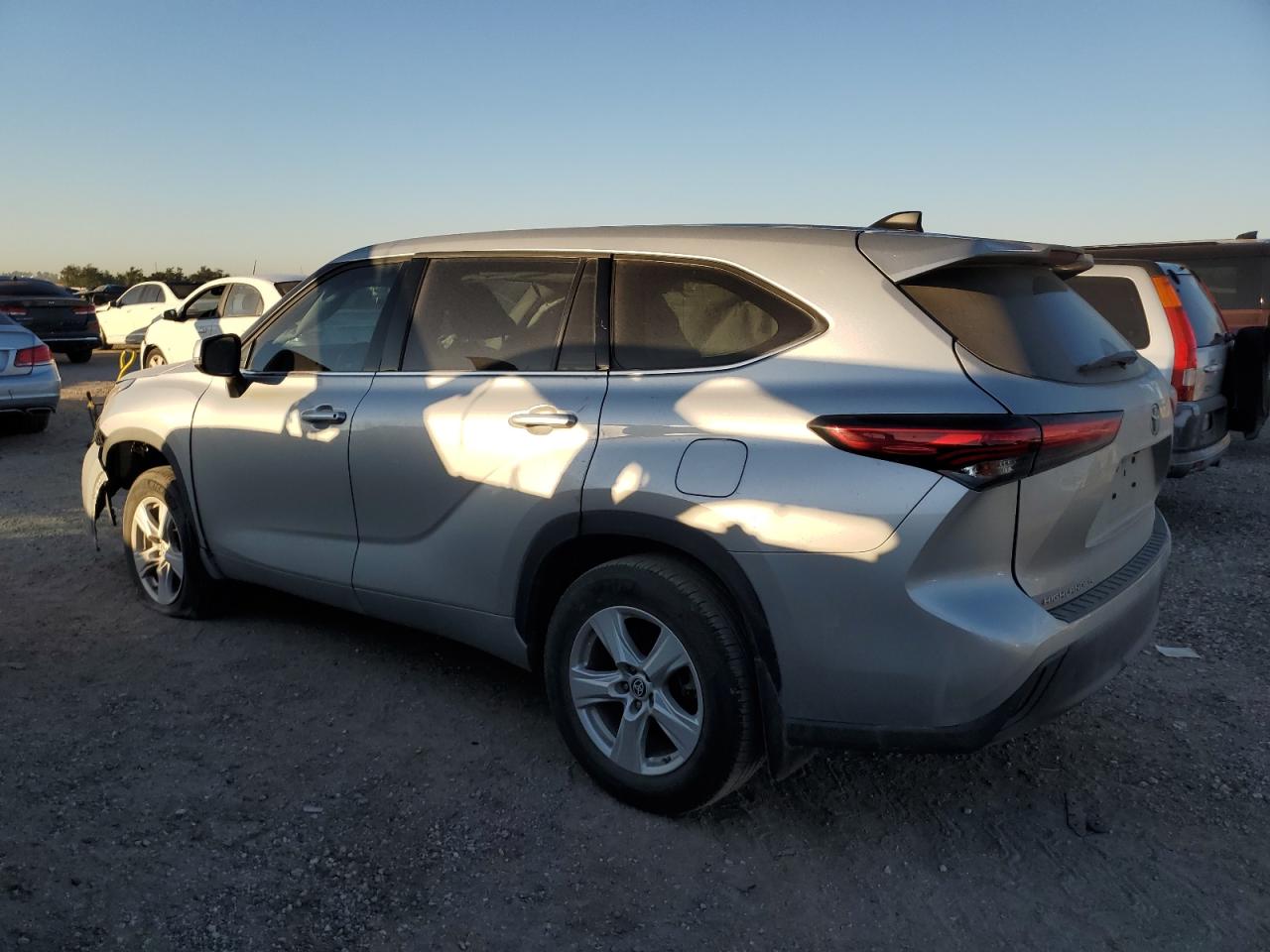 2022 TOYOTA HIGHLANDER L VIN:5TDZZRAHXNS105459