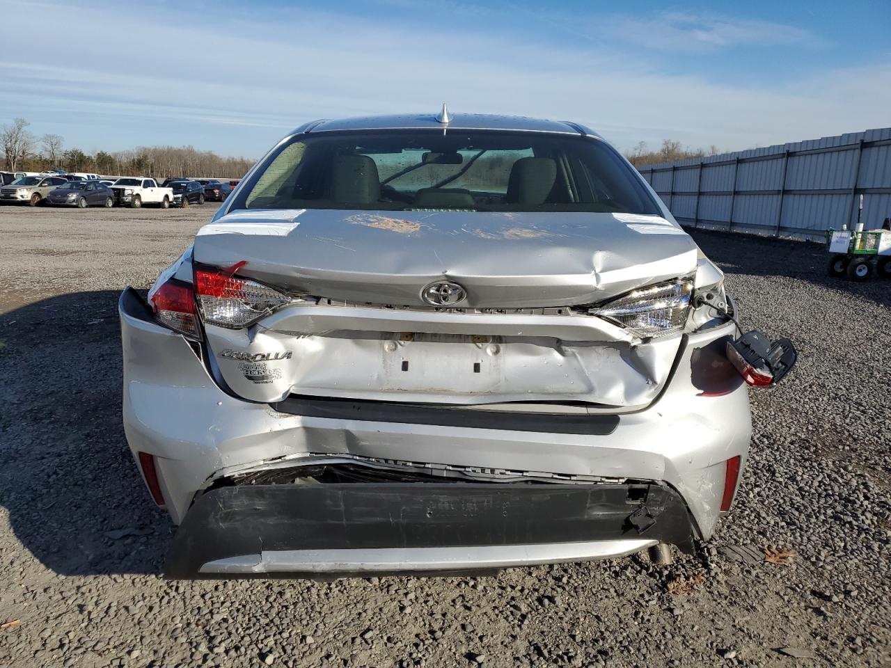 2022 TOYOTA COROLLA LE VIN:JTDEPMAE2NJ212712