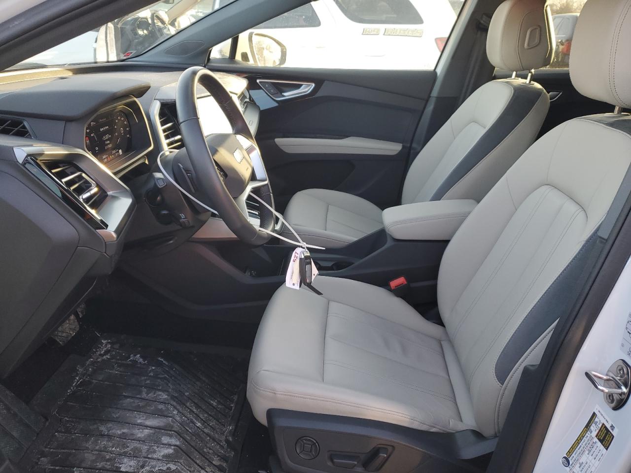 2024 AUDI Q4 E-TRON PREMIUM PLUS VIN:WA1LUBFZ2RP041862