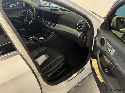 2019 Mercedes-Benz E 300 VIN: