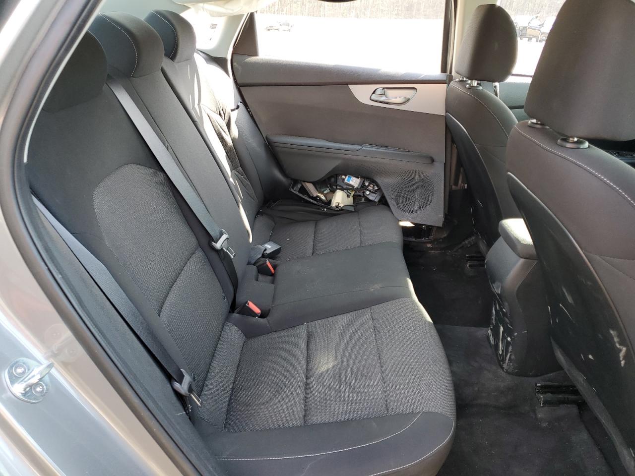 2022 KIA FORTE FE VIN:3KPF24AD7NE482932