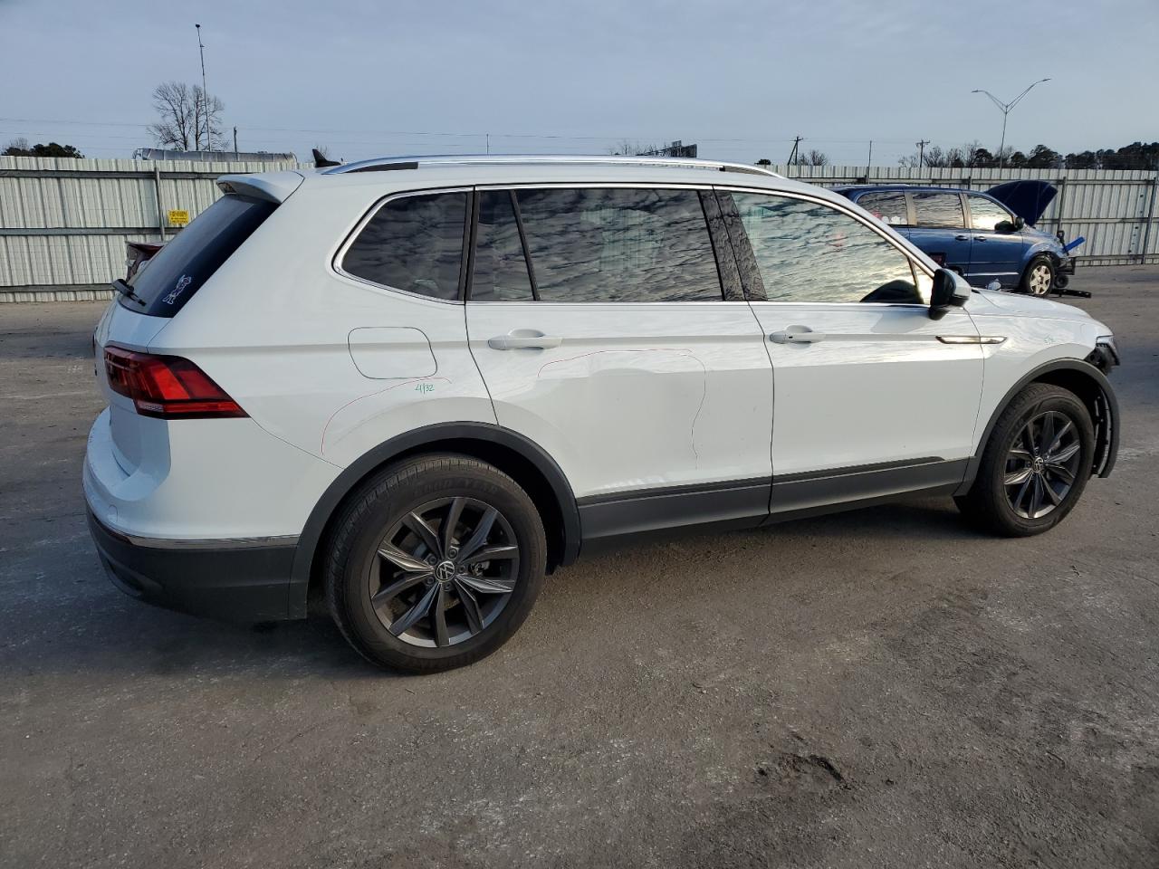 2022 VOLKSWAGEN TIGUAN SE VIN:3VV3B7AX9NM164428