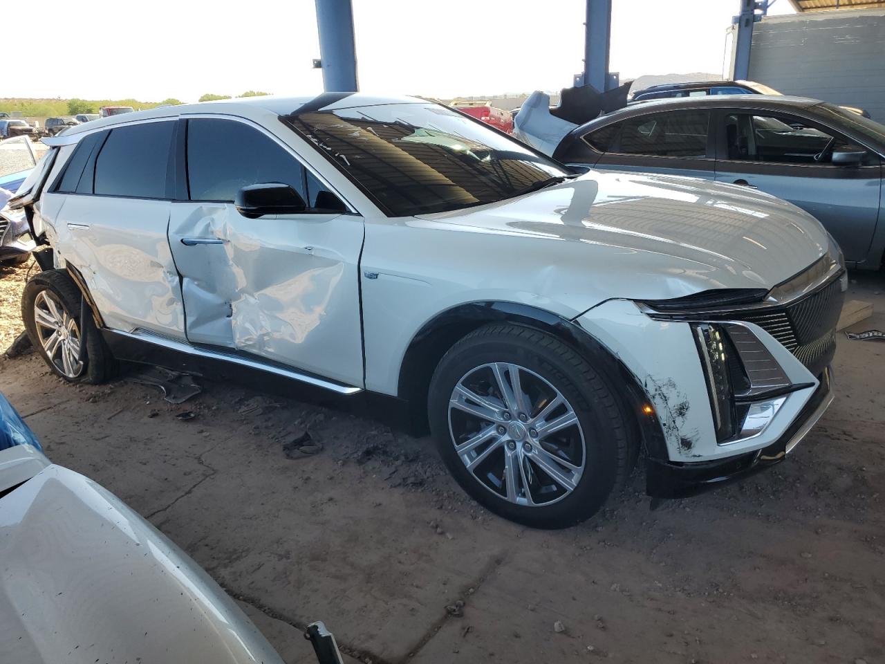 2024 CADILLAC LYRIQ TECH VIN:1GYKPMRK5RZ104115