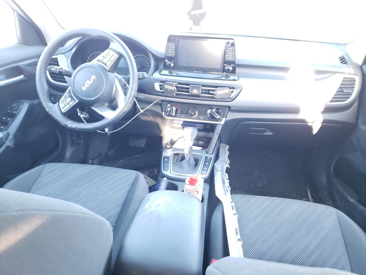 2022 KIA SELTOS LX VIN:KNDEPCAA3N7239602